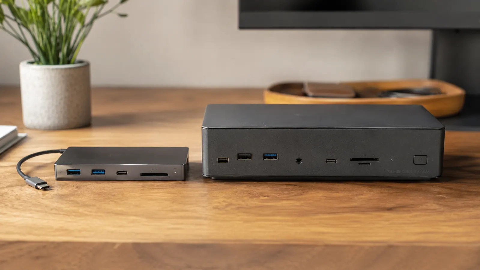 USB-C Hub vs Docking Station for Home Office: Which One Do You Actually Need?